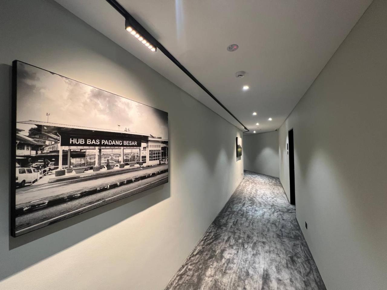 All In Hotel Kangar Kültér fotó