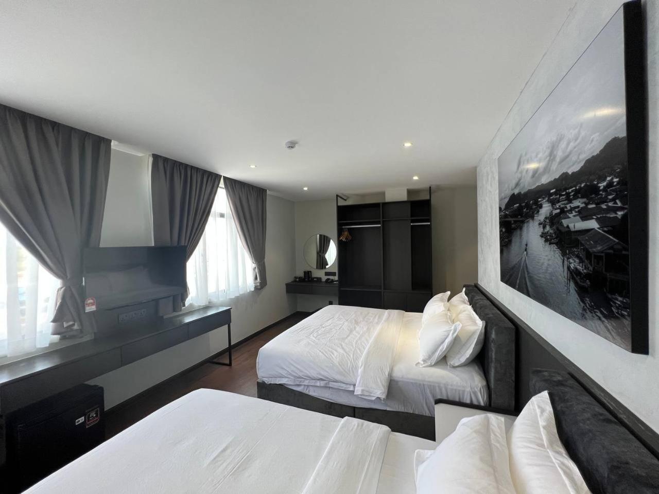 All In Hotel Kangar Kültér fotó